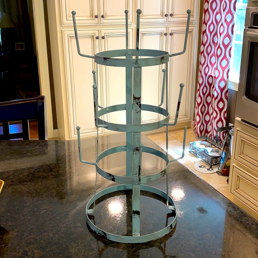 Cup hanger, cups not included only for display.